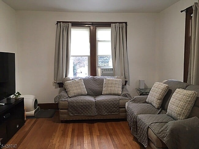 Photo - 54 Jefferson Pl