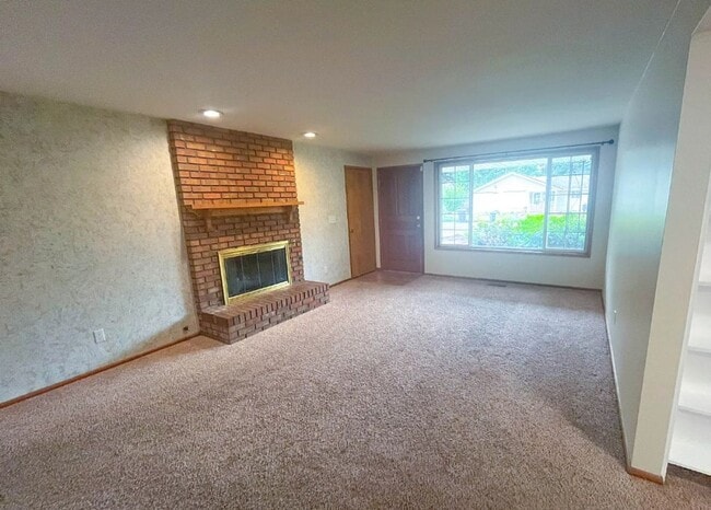 Photo - 15560 SE Thorville Ave