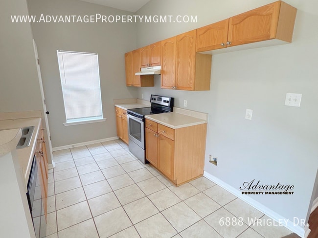 Photo - 6888 Wrigley Dr