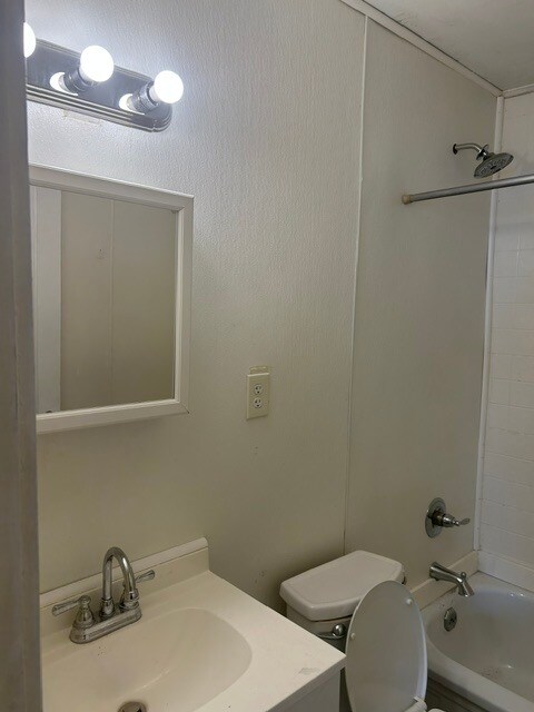 332 Morningside Dr
