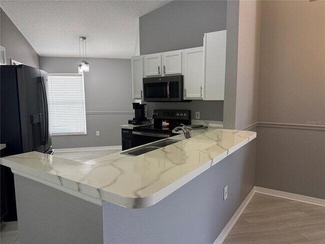 Photo - 16212 Coopers Hawk Ave