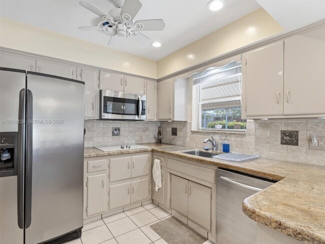 Photo - 3222 Wilson St