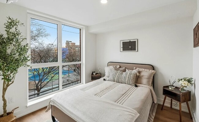 Photo - 1813 N Howard St Unidad A01