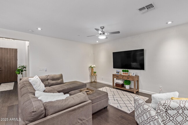 Photo - 18557 N 94th St