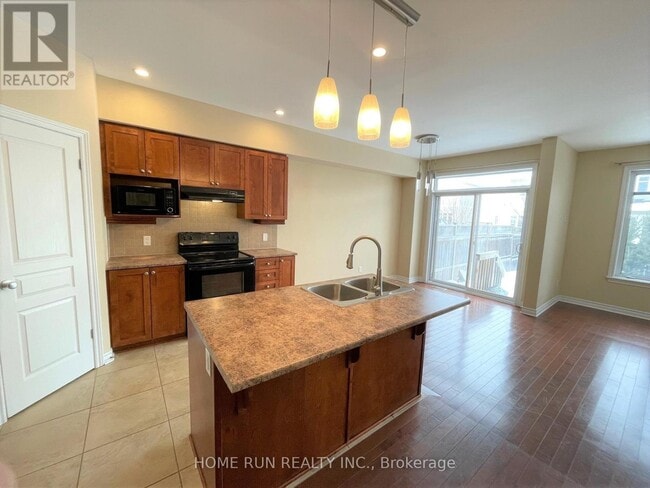 Photo - 15 Madelon Dr