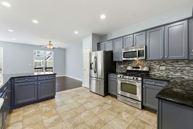 Photo - 218 Goldenrod Dr