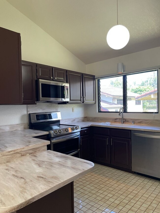 Photo - 98-1399 Onikiniki Way, #24
