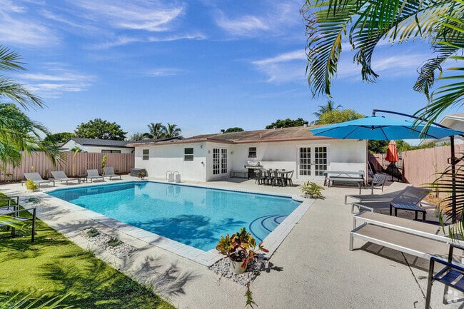 Building Photo - 3160 NW 63rd St Rental