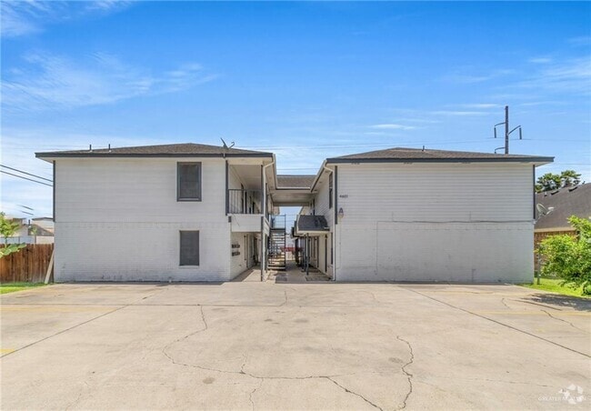 Building Photo - 4601 S 24th St Unit 3 Rental