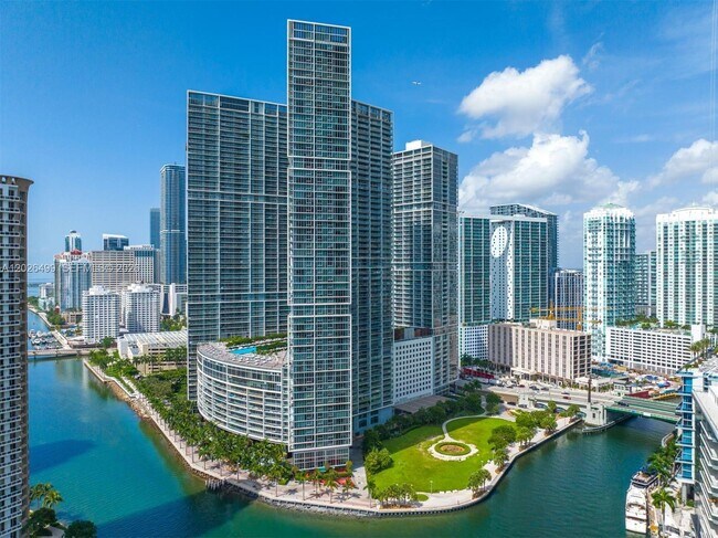 Photo - 475 Brickell Ave Unidad 3513