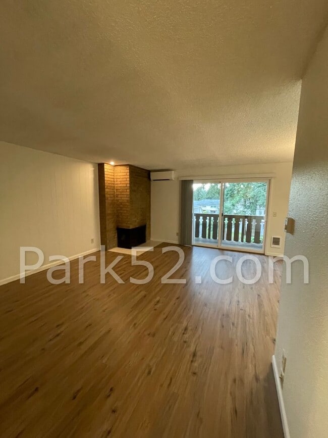 Photo - Fircrest Area 3 Bedroom Apartment Unit #3