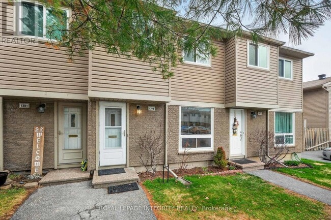 Photo - 1379 Perez Crescent