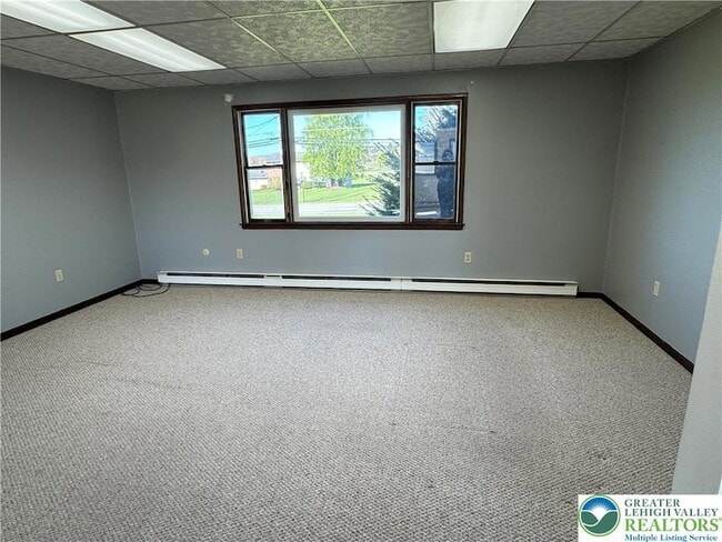 Photo - 1121 Pohopoco Dr