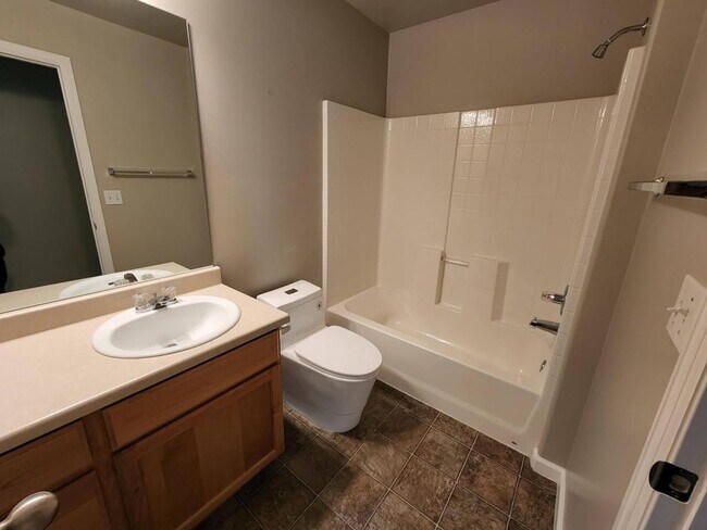1409 Stone Meadow Dr