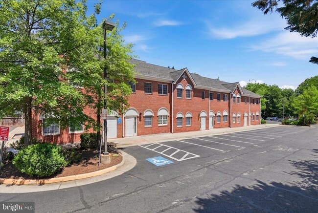 Photo - 722 Grant St
