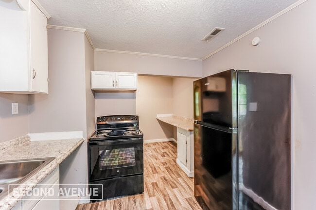 Photo - 2908 Ave I