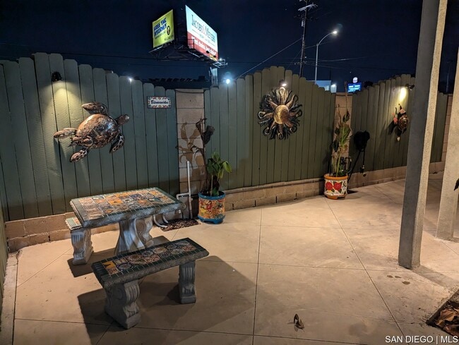 Photo - 1700 W 239th St Unit B