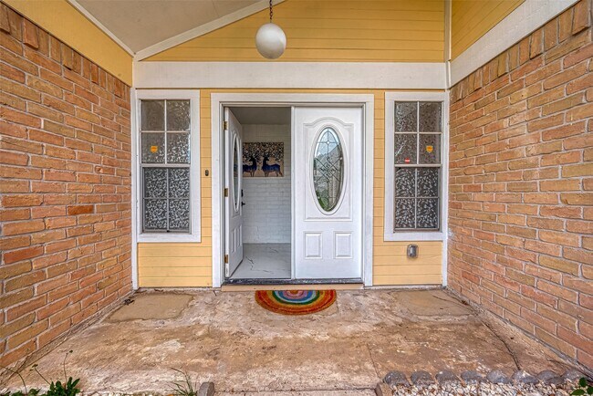Photo - 12055 Fairpoint Dr
