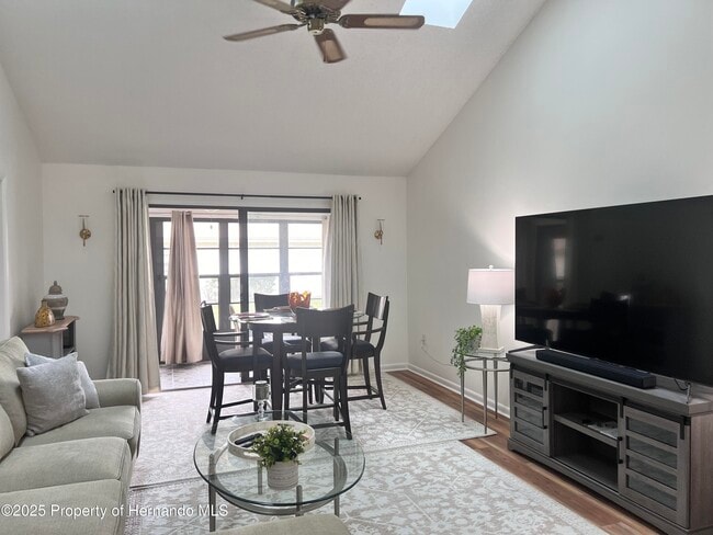 Photo - 3452 Wedge Way