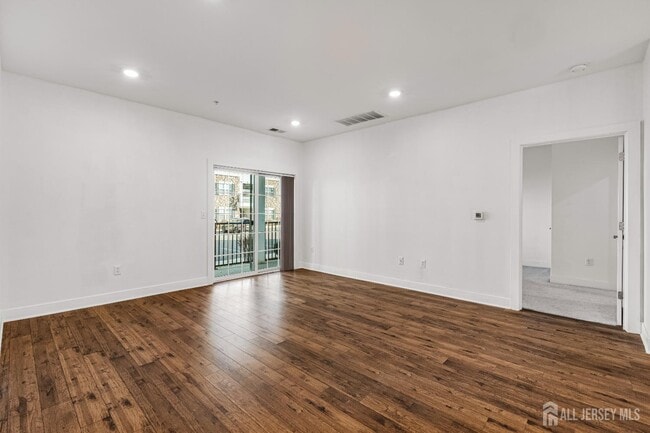 Photo - 714 Stiller Ln