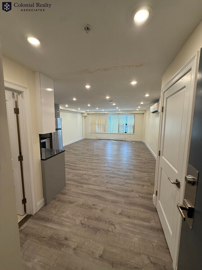 1026 Commonwealth Ave Unit 204
