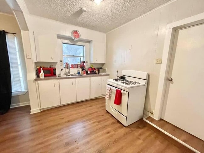 Photo - 1011 Kane St