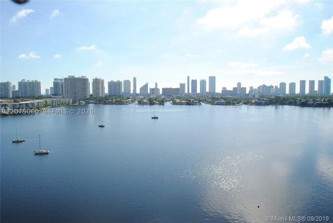 Building Photo - 17301 Biscayne Blvd Unit 1211