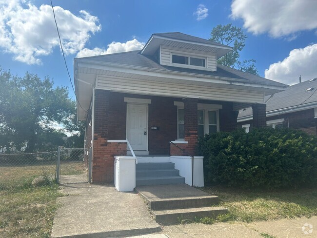 Building Photo - 1023 Chittenden Ave Rental