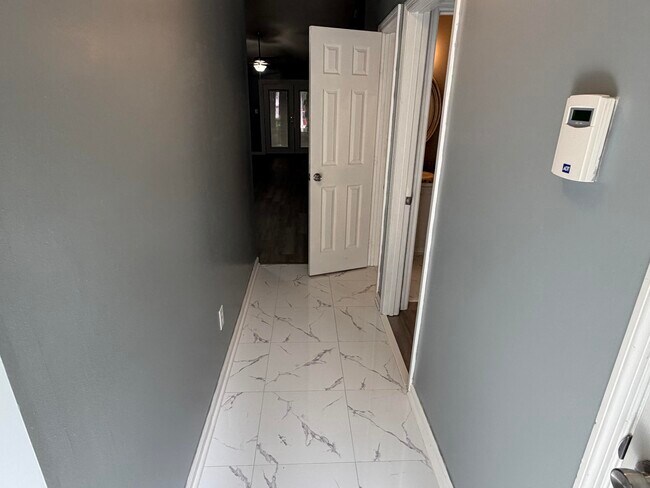 Photo - 104 Single Tree Ln