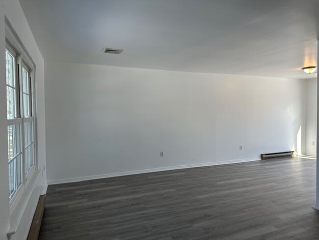 Photo - 2109 Highland Ct