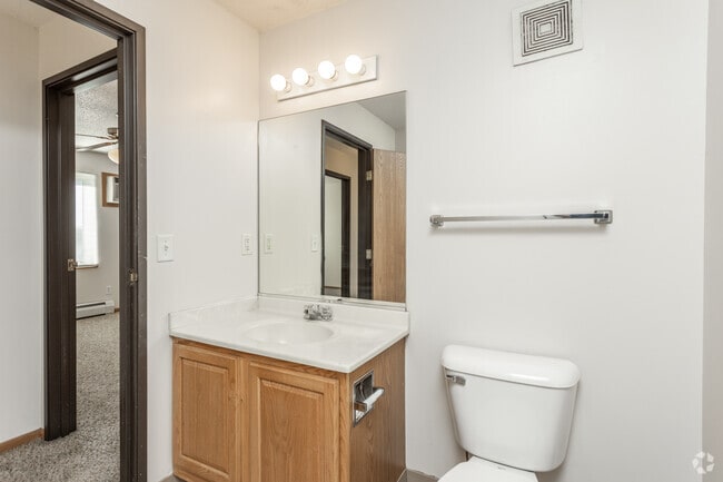 2BR< 2BA - 864 SF
