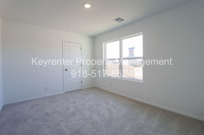 Photo - New Build 3 Bedroom 2 Bath available 6/1 in Robninson Ranch!