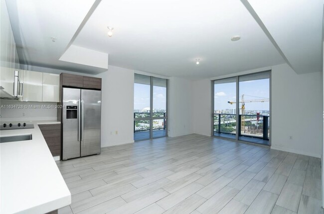 Photo - 1010 SW 2nd Ave Condominio Unidad 1708