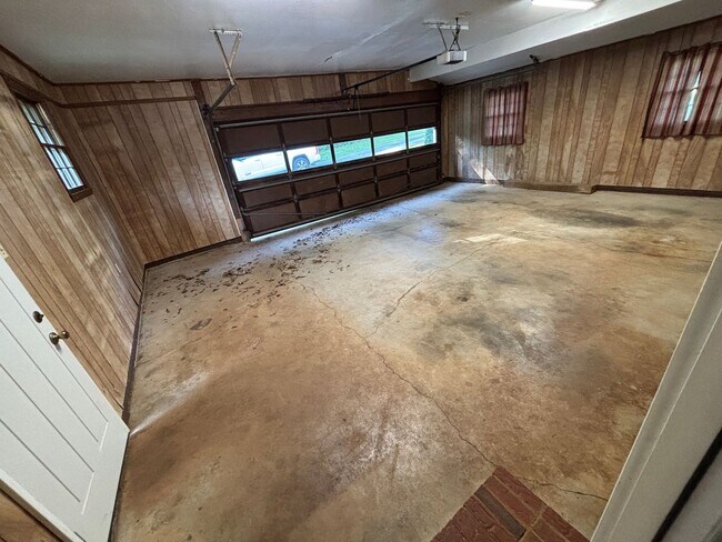 Photo - Space, Privacy & Flexibility – All in One Stunning Property