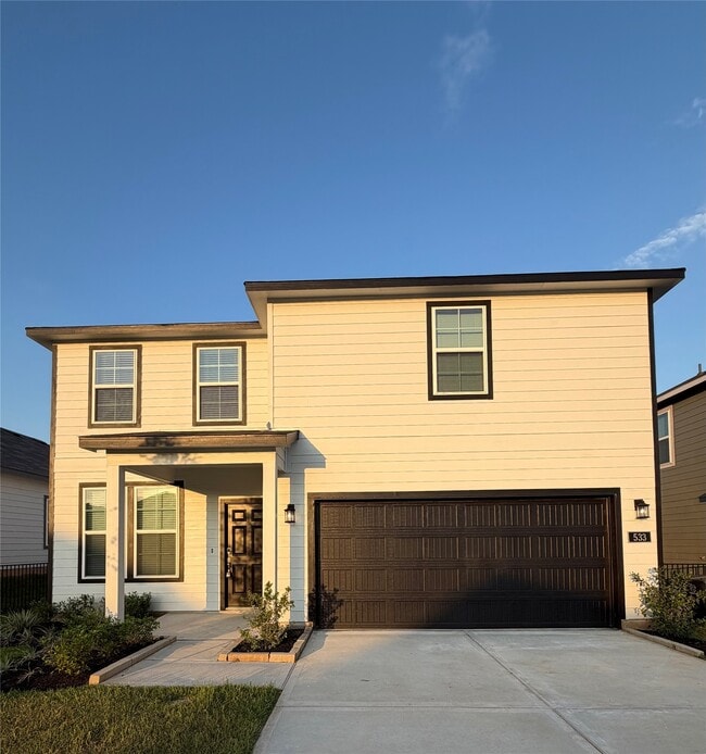 Building Photo - 533 Shoreview Dr