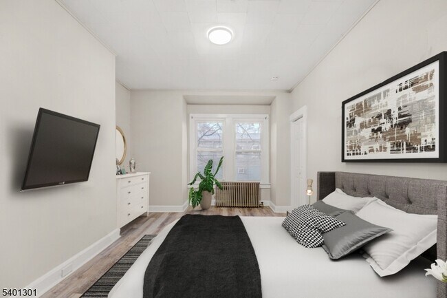Photo - 81 Holmes St