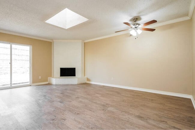 Photo - 5415 Vermillion Trail