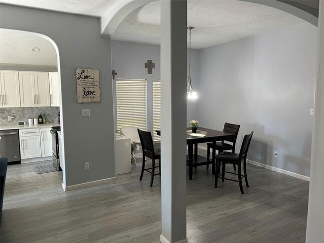 5007 Bridgecrossing Ct
