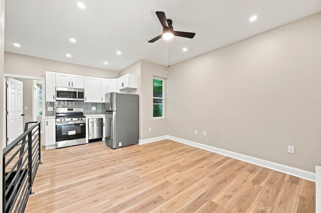 Photo - 872 N 46th St Unit 2