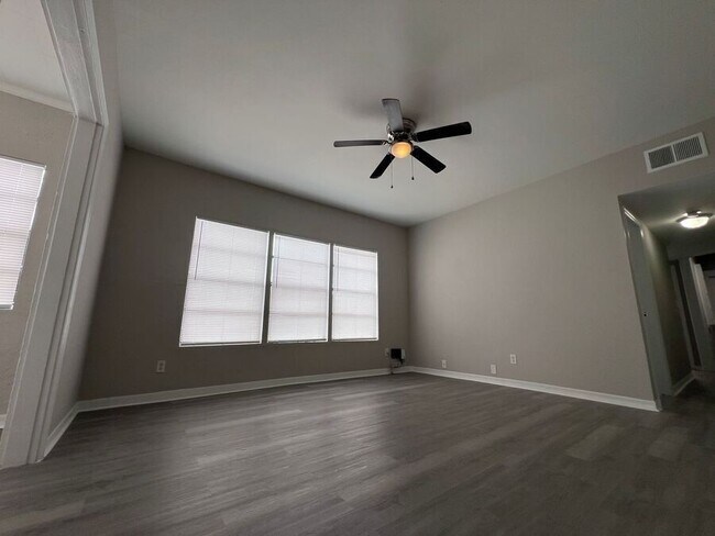 Photo - 163 Ave A SE Unit 2