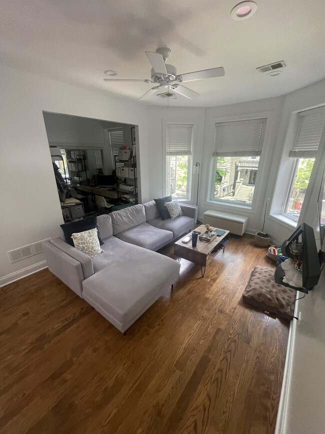 Photo - 3321 W Pierce Ave