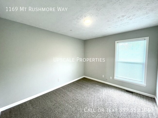 Photo - 1169 Mt Rushmore Way