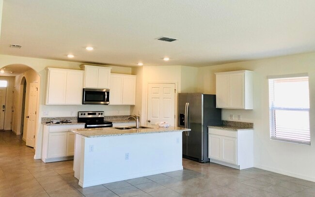 Photo - 2173 Farmhouse Rd SE