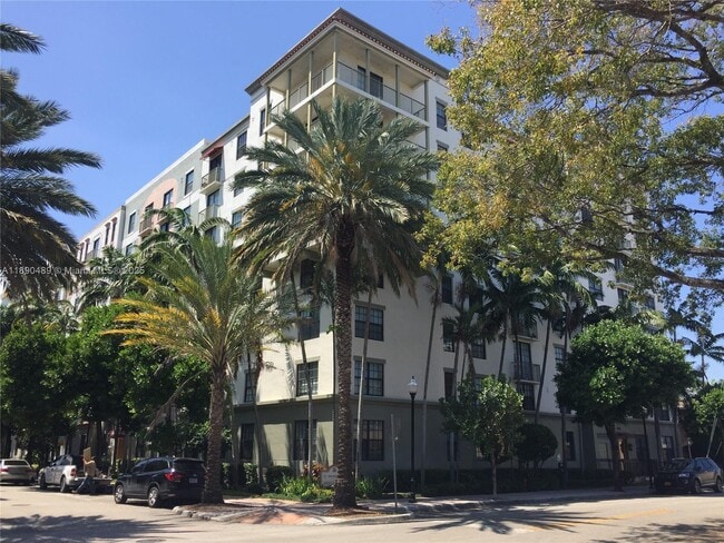 Photo - 1919 Van Buren St Unidad 416A