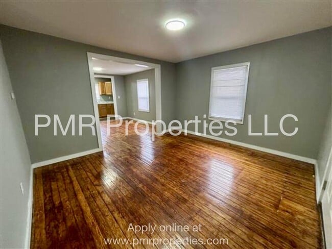 Photo - 2 Bedrooms / 1 Bathroom House