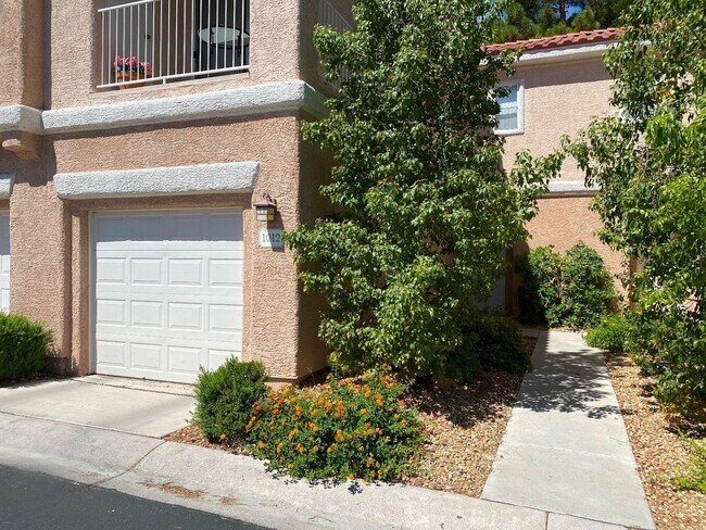 251 S Green Valley Pkwy
