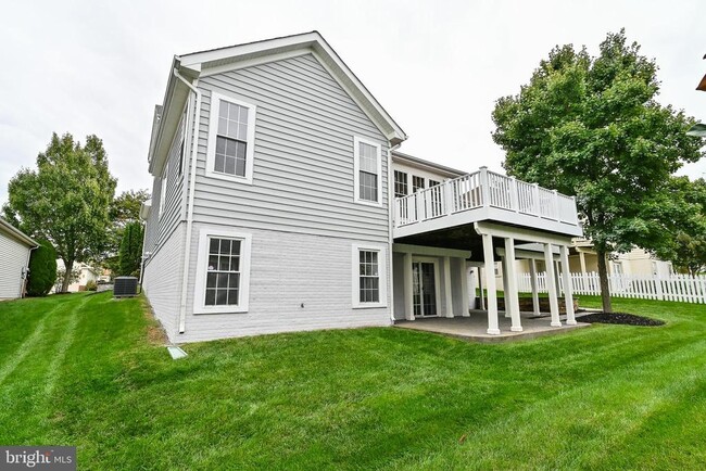 Photo - 6916 Birkenhead Pl