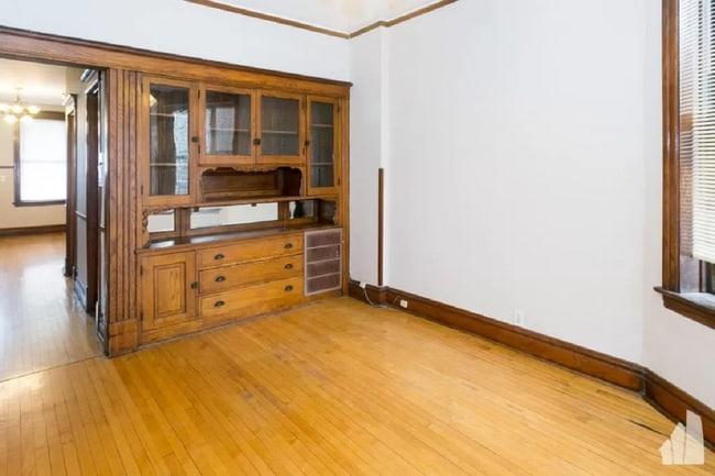 Photo - 2523 N California Ave Unit #  03