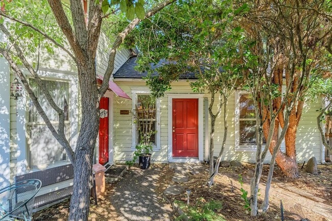 Building Photo - 508 N Main St Unit 1