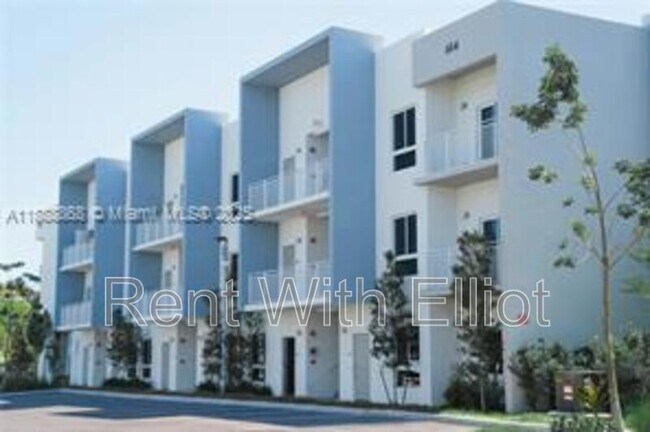 Photo - 610 NE 2nd St